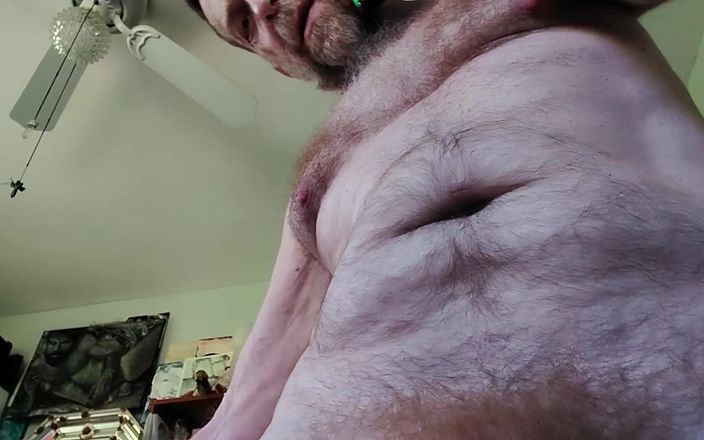 Hairyartist: Я принимаю твою подругу по вызову, пока ты качаешься на моем толстом члене