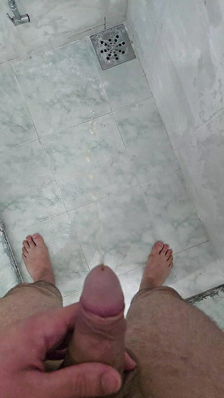 Lkdick8: Čůrání ve sprše 1