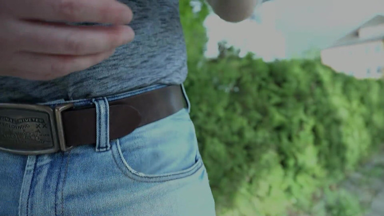 Scout69: La panterona formosa con culo grosso e tette ha un...