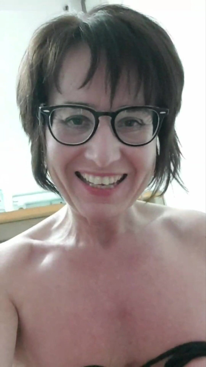 JulieEroticDress: 1 4 litrový několikanásobný výstřik od Julie