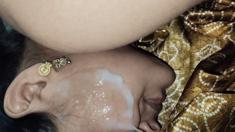 Desisexycpl123: Bhabhi desi Priya dikongkek oleh orang asing