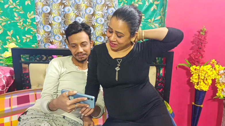 BIREA: Кредитный сотрудник дези девушек обещал сексом