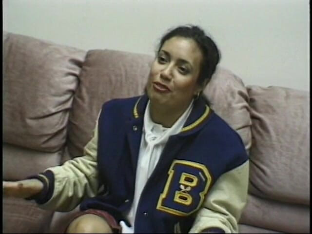 Latina Bang: Pěkná velká jizzová nálož na jazyk pro tuto tmavovlasou děvku...