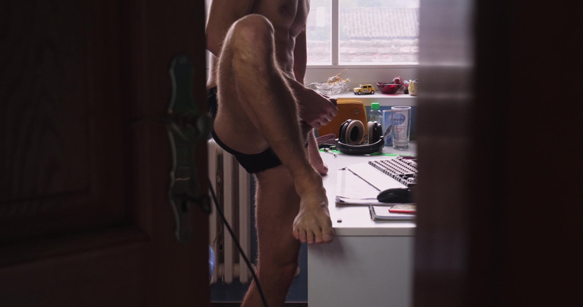 Jerking studs: Nakręciłem mojego współlokatora