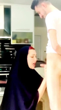 An Arab Boy Fucks Step- Stepmother Because He's Still Learn How to Have Sex. and Thestep- Stepmother Doesn't Mind Teaching Her Step Son