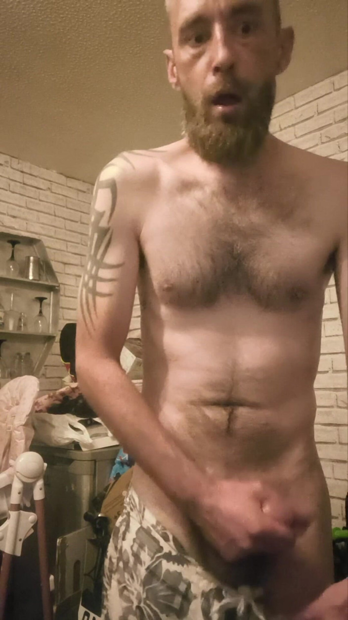 Smoking stoker: เย็ดควยแข็งใหญ่ของฉันและสูบบุหรี่