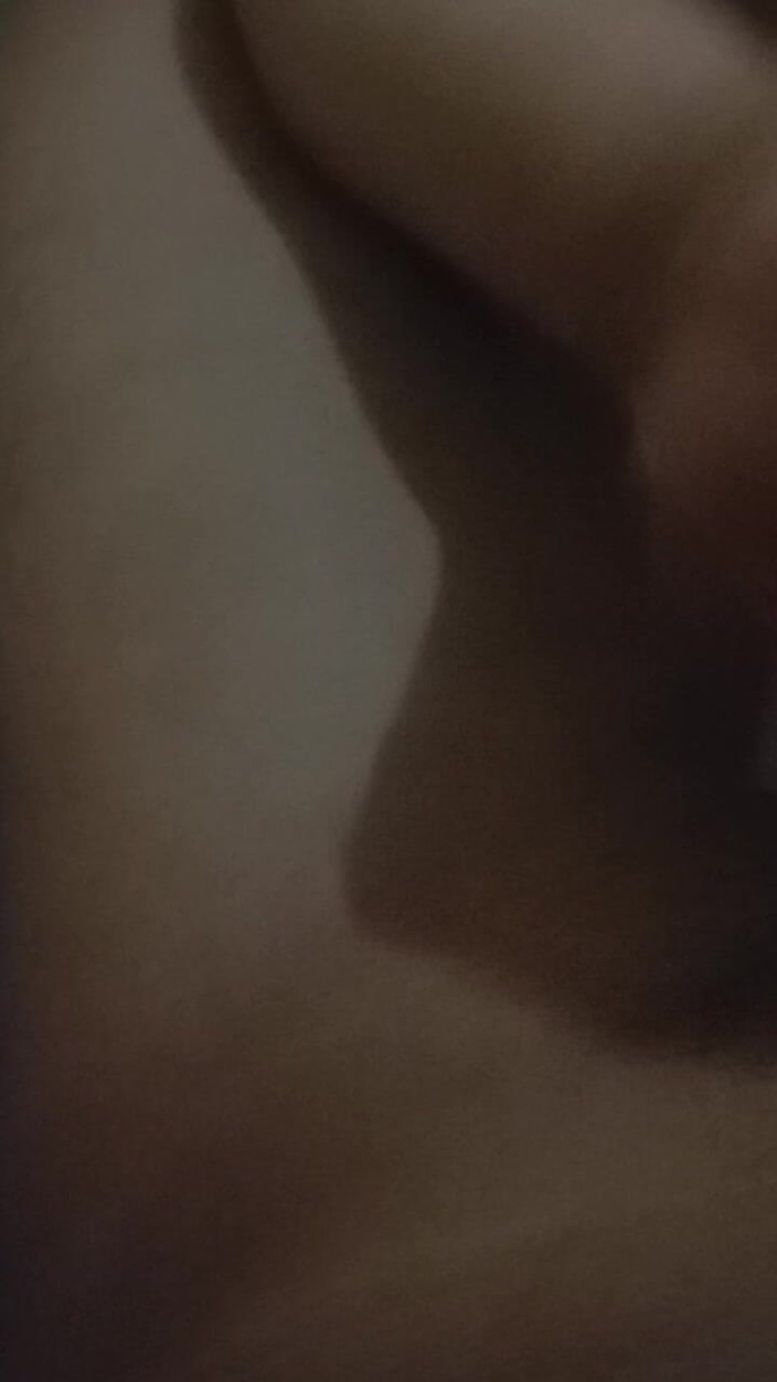 Angelina Pop: Prsa sousedky služky