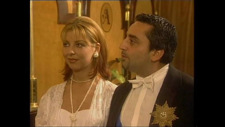 MMV films - The Original: Botschafter mag es, zuzusehen, wie seine frau von ihren gästen...