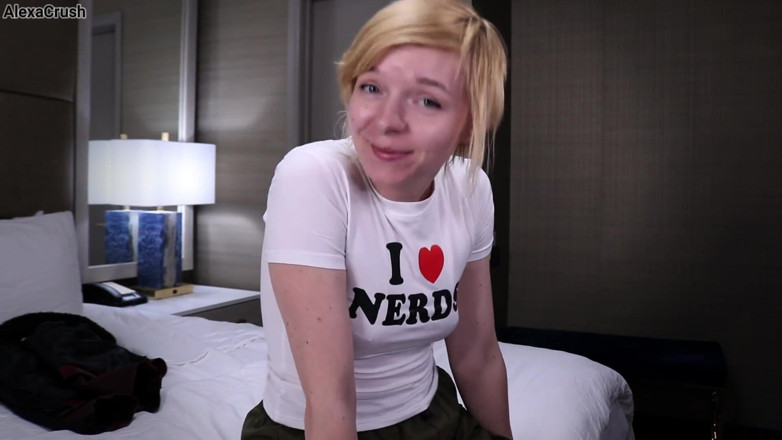 AlexaCrush: Date Gives You a Handy POV