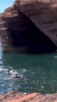 Freediving fetiche fantasía aletas, jadeos y control bajo el agua