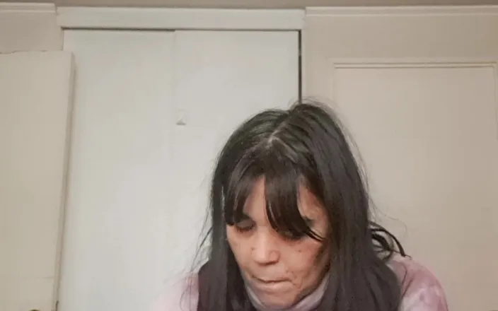 Mommy big hairy pussy: Stepmom Dressedd