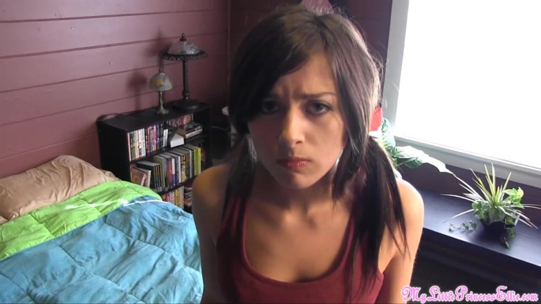 Princess Ellie Idol's Femdom Funhouse: Punish up and humiliated by stepsis