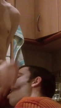 Enorme Polla Desvirga a Hetero Curioso