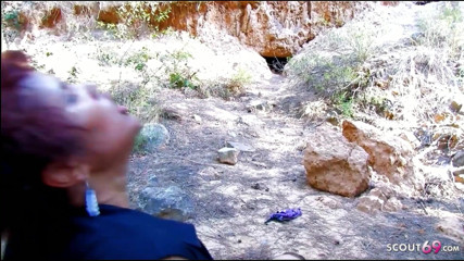 Full porn collection: La milf ebano Jana Montada viene scopata duramente all'aperto