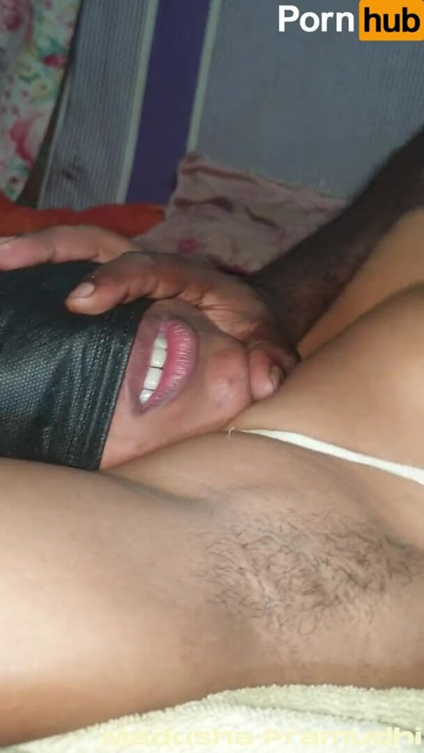 Tiyana: Desi bendata scopa