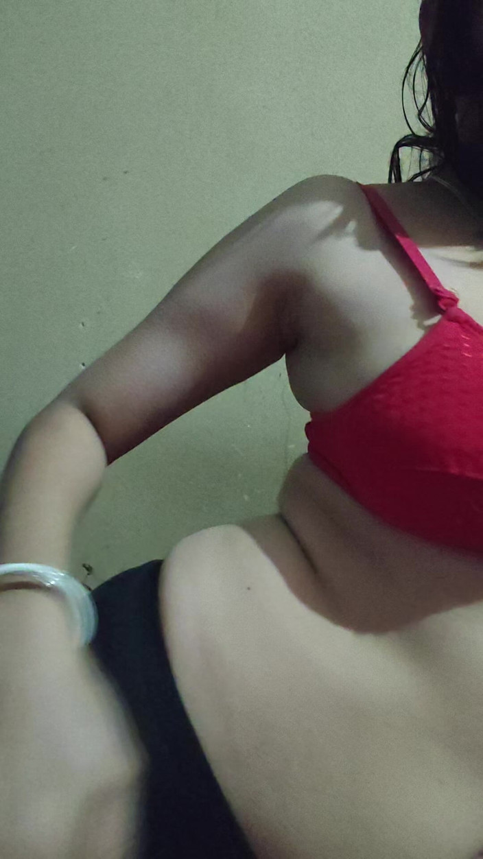 Sexy Shabbo: ホットセクシーな女の子一人でおっぱいプレスビデオ