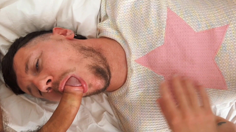 gaynaughtywelsh: Tiga Ayah Yang Digantung Bergiliran Meniduri Pantat Dan Tenggorokanku Bagian 2