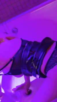 Slime fetish sex with busy goddess Li Er
