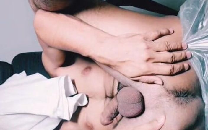 Shani khan: Pantat gay hot ini dientot habis-habisan sama kontol 25 cm