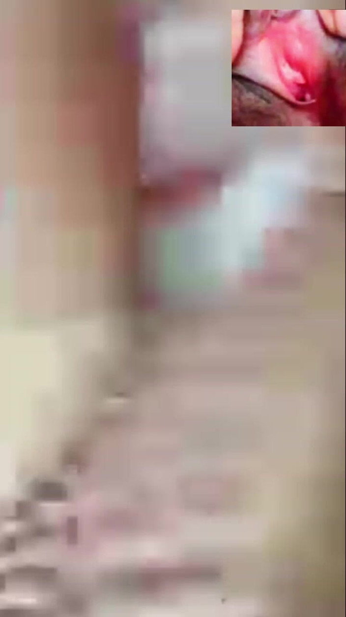 rajahutan44: Cô Gi Châu Á Khoe Âm Hộ Và Ngực Khủng