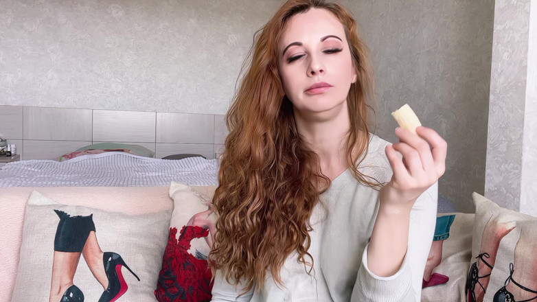 Holy_Red: Sedução Sexy Com Língua De Banana