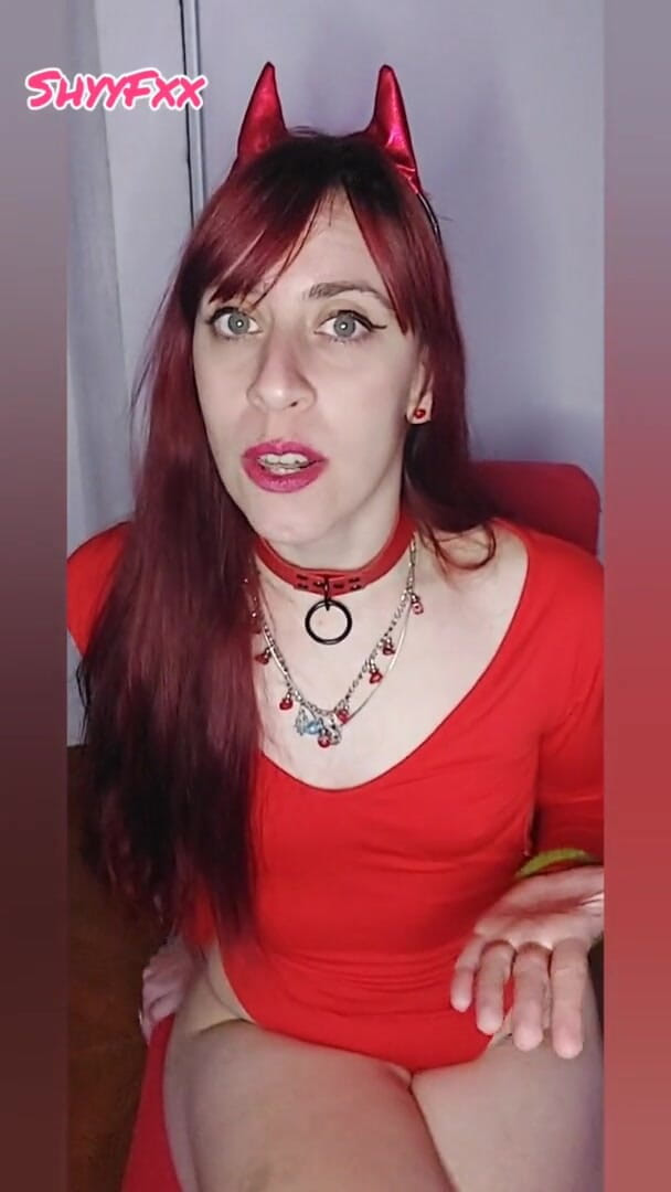 Tu Gauchita Argentina: Shyyfxx Caught Having Sex! My Most Embarrassing Experiences Ever Told!
