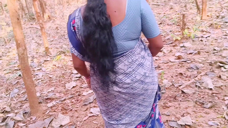 Telugu honey lips: bhaartiy aautdor seks. desi bhaabhi gupt kamabakht pati men jangal....