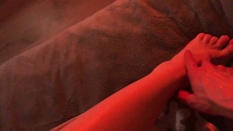 Gina Gerson: Lesbian love teaser - ( No audio but music )