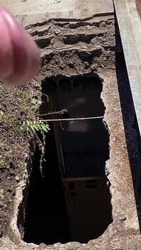 检查建筑工地一切是否井然有序