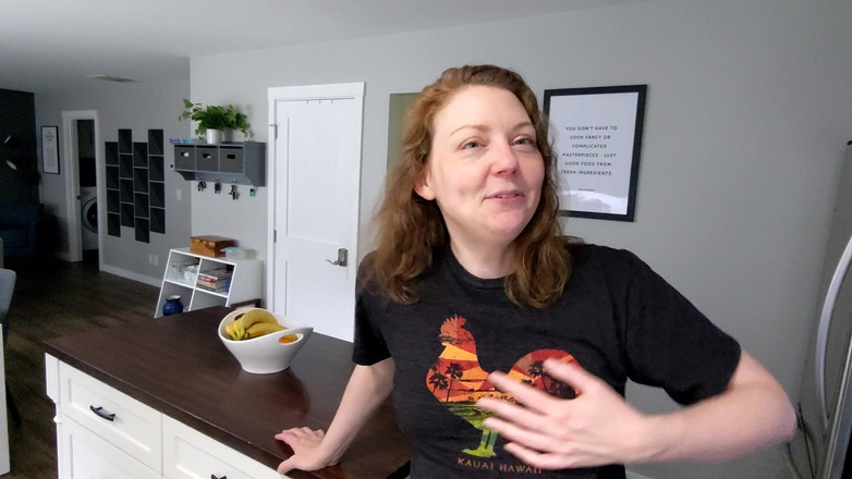 Jess and James TOYST: 섹스 테이프 #21 - 커피 시간 동안 부엌 오럴 - 6-5-22