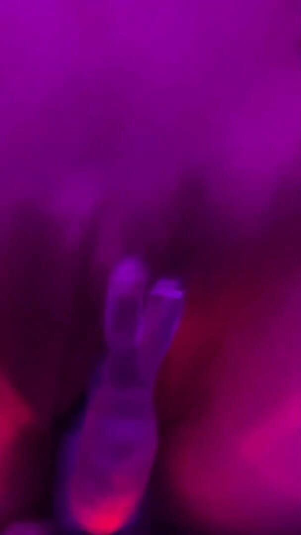 Fickna: Obrovský orgasmus! Sexy!