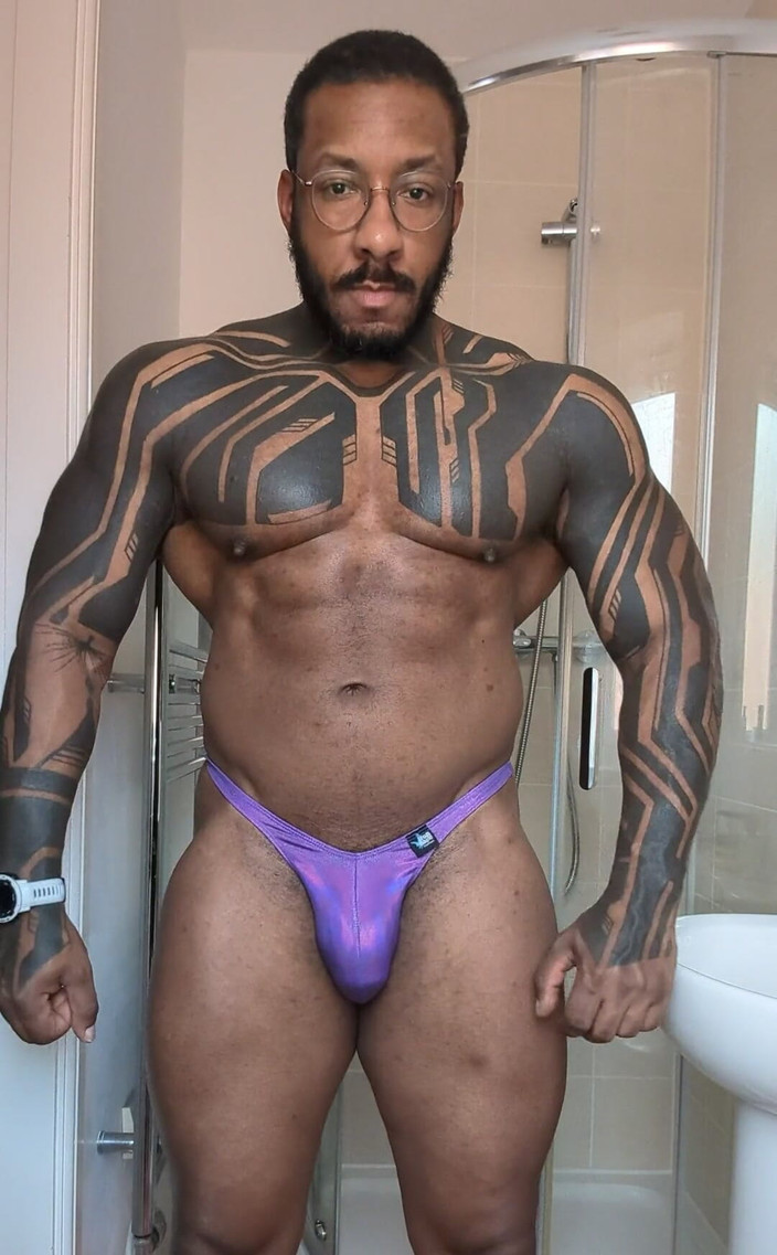 Amadeus: Pózuje pro trenéra. Režim Amadeus