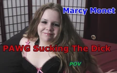 Marcy Monet chupa la polla en primer plano - vers largo