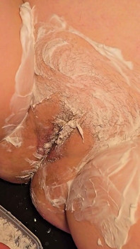 Depilazione Della Mia Matrigna Incinta - Liscia, Bagnata E Troppo Allettante per Resistere!