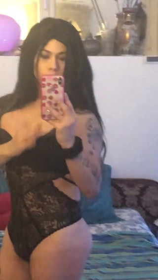 Tgirl Yaritza Vega: Elektronik