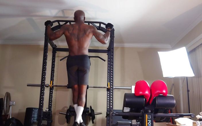 Hallelujah Johnson: 阻力训练 saq 训练是一种有用有效的健身训练刺激肌肉的方法