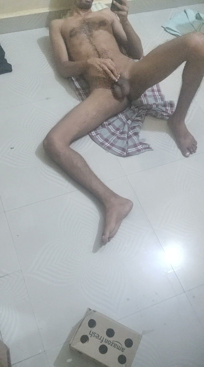 Rake: Odia Single Guy Masturbating at Pg Room