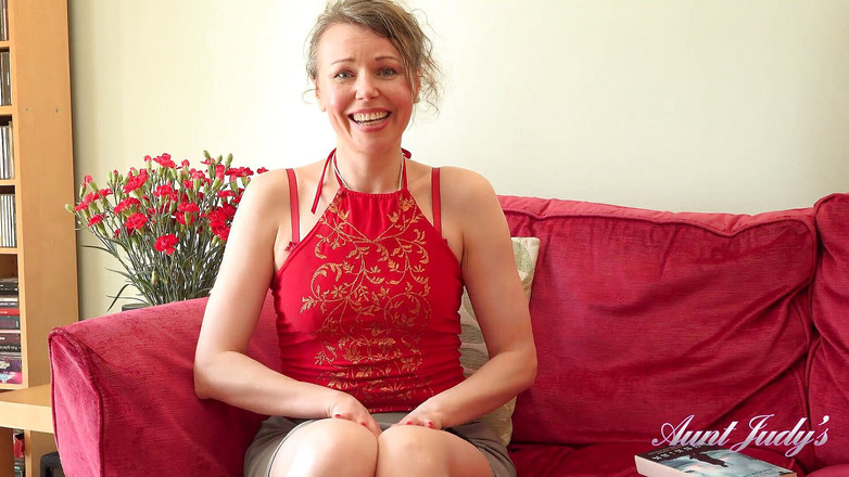 Aunt Judy's: 자연산 풀부시 밀프 Alexia (JOI)