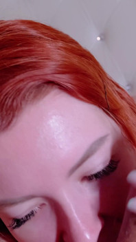 Wifebucket amateurs - ma femme est une bombasse rousse qui me mange au lit