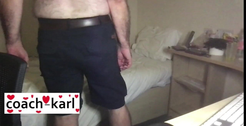 Coach Karl dude lodge: Seluar pendek biru jurulatih Karl
