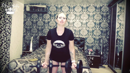 Goddess Misha Goldy: 101 gewichthebe wiederholen für bizeps-herausforderung!