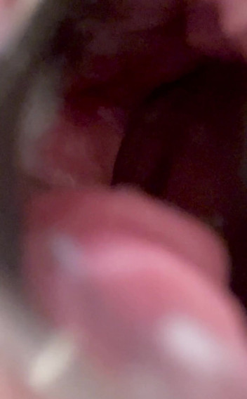 Shione Cooper: Gambar dan video pepek jus saya sangat dekat dan di...