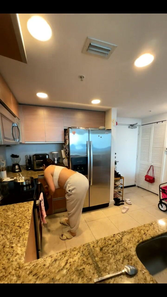 Dani Valentina: Merhaba bebeğim!