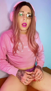 I Love Listening to Music and Playing with My Girl Dick