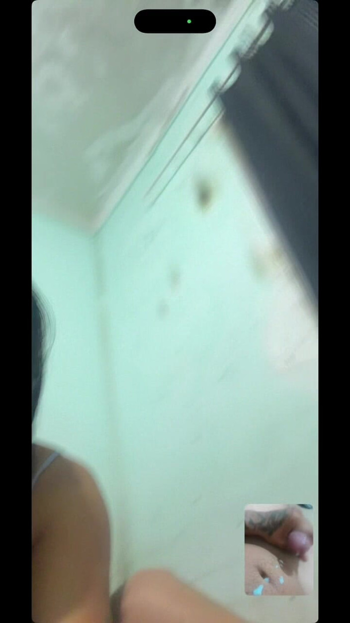 Renata Frazao: Gozando