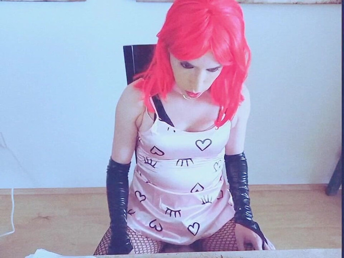Tammy sissy slave: Tammysissy se nemůže přestat dotýkat sama sebe