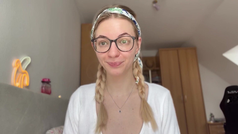 Goddess_Bella_Rae: Voors en tegens van zijn in een door een vrouw...