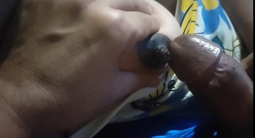 Xhacamisinha: Mladá dívka s velkými prsy vychází Mléčná