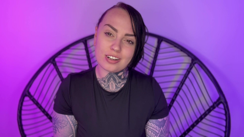 Miss Valentina: Distrugere de coaie și futai