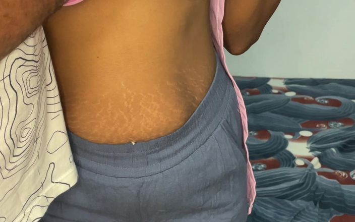 Desi girl riya: Desi indiana mallu vergine college ragazza provando per la prima...
